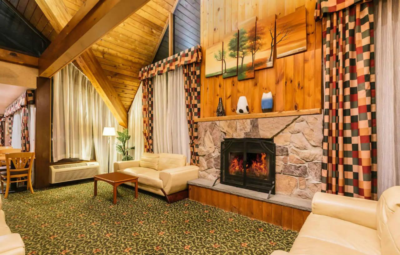 Days Inn By Wyndham Rutland/Killington Area Esterno foto